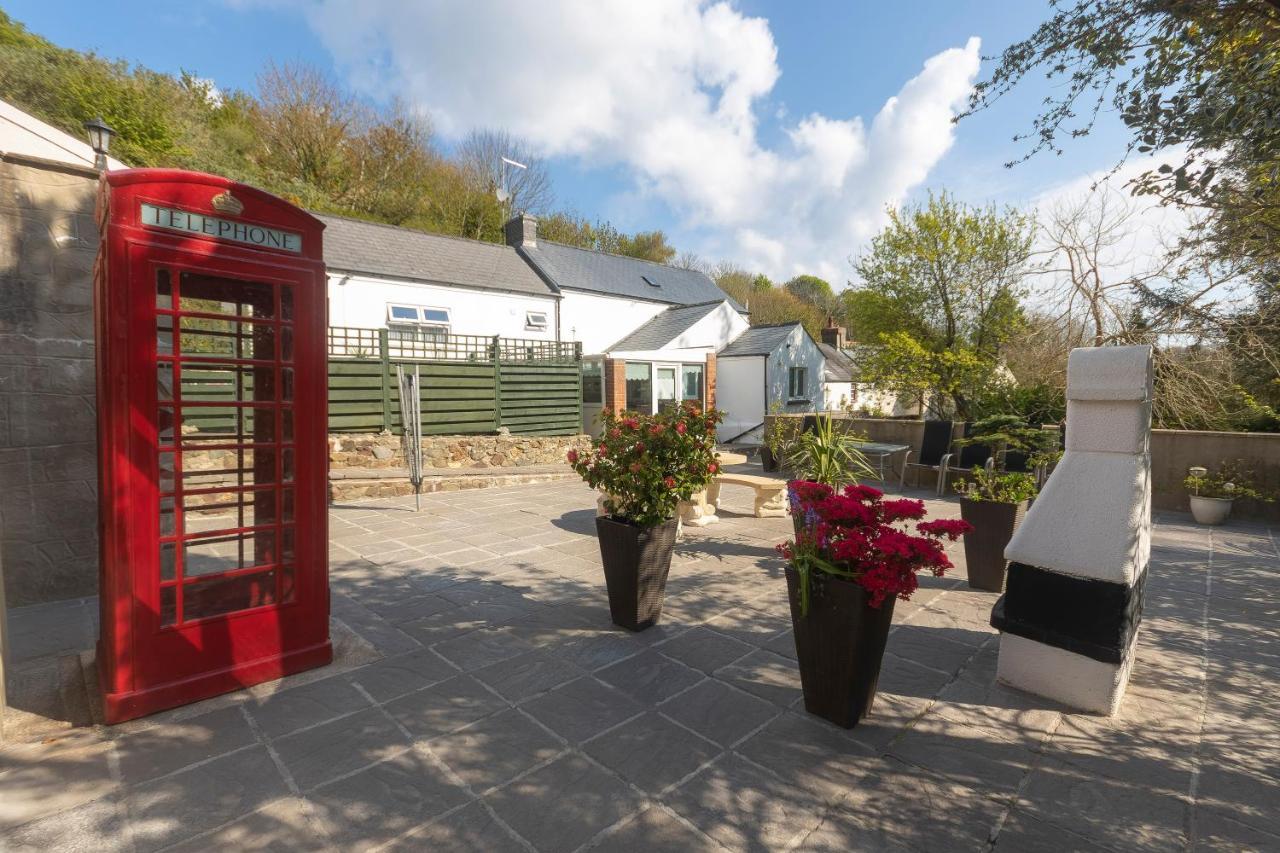 Thorn Cottage Fishguard Exterior photo